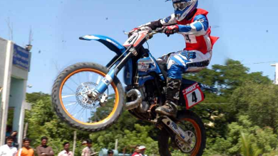 Photo of Vijaykumar, Karan Kadam win a moto each; Vijay, best rider