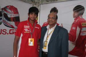 Singhania who presented trophies for the support race seen with Indian race Bharath. Photo by Scorp News