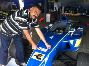 FMSCI President Mr J Prithiviraj launching the Road Safety Campaign during the JK Tyre Racing Championship in Coimbatore on 1 June 2014. Image courtesy FMSCI.