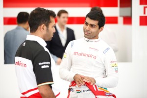 Karun-Chandhok-right-prepares-wtih-Mahindra-teammate-Bruno-Senna-for-Formula-E-in-Argentina-on Friday. A Mahindra team photo