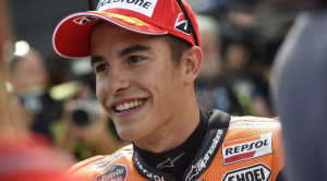 Marquez takes Aragon pole 26sep2015. A Repsol Honda image