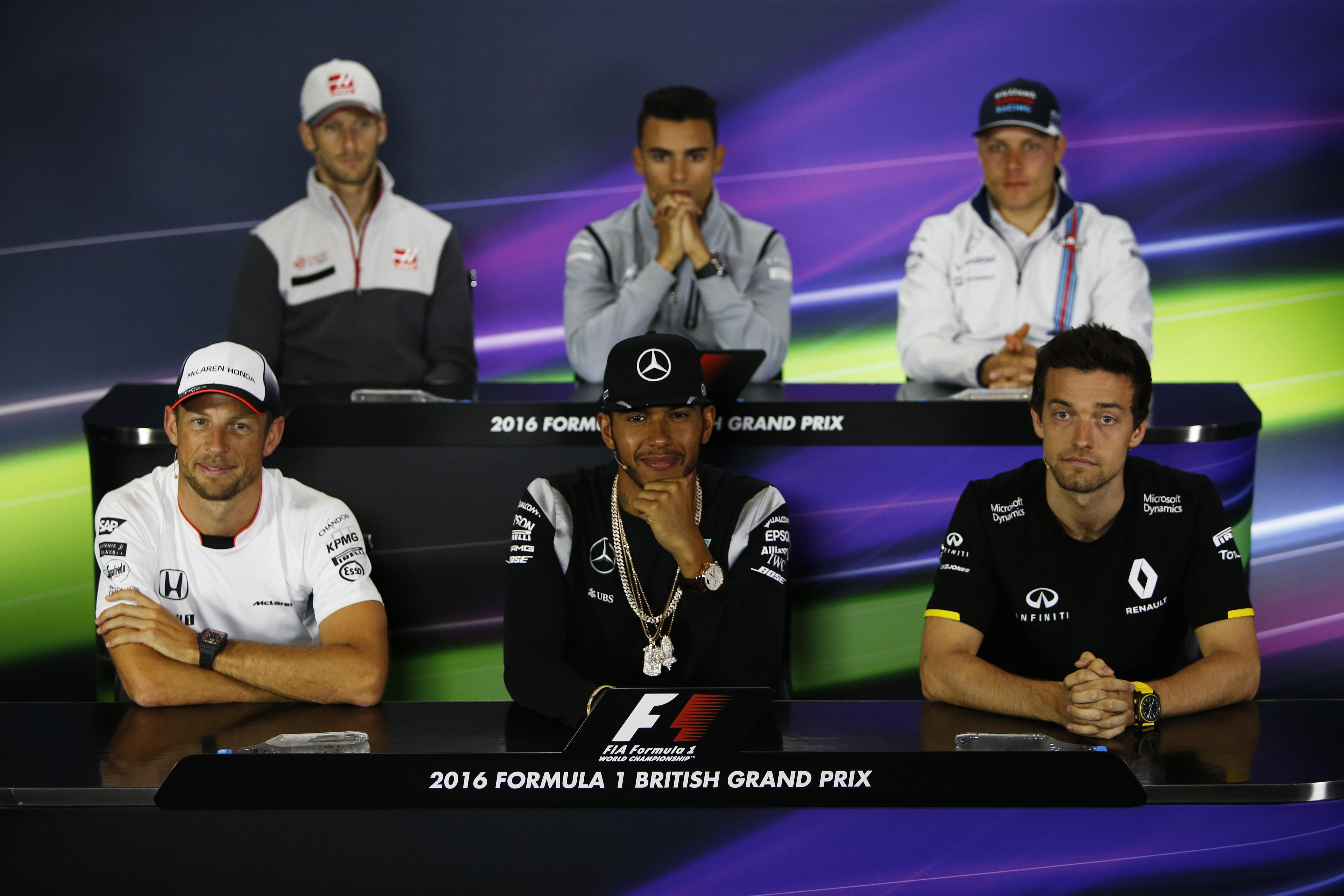 Photo of Yes they are scary deterrents but no team orders, says Hamilton