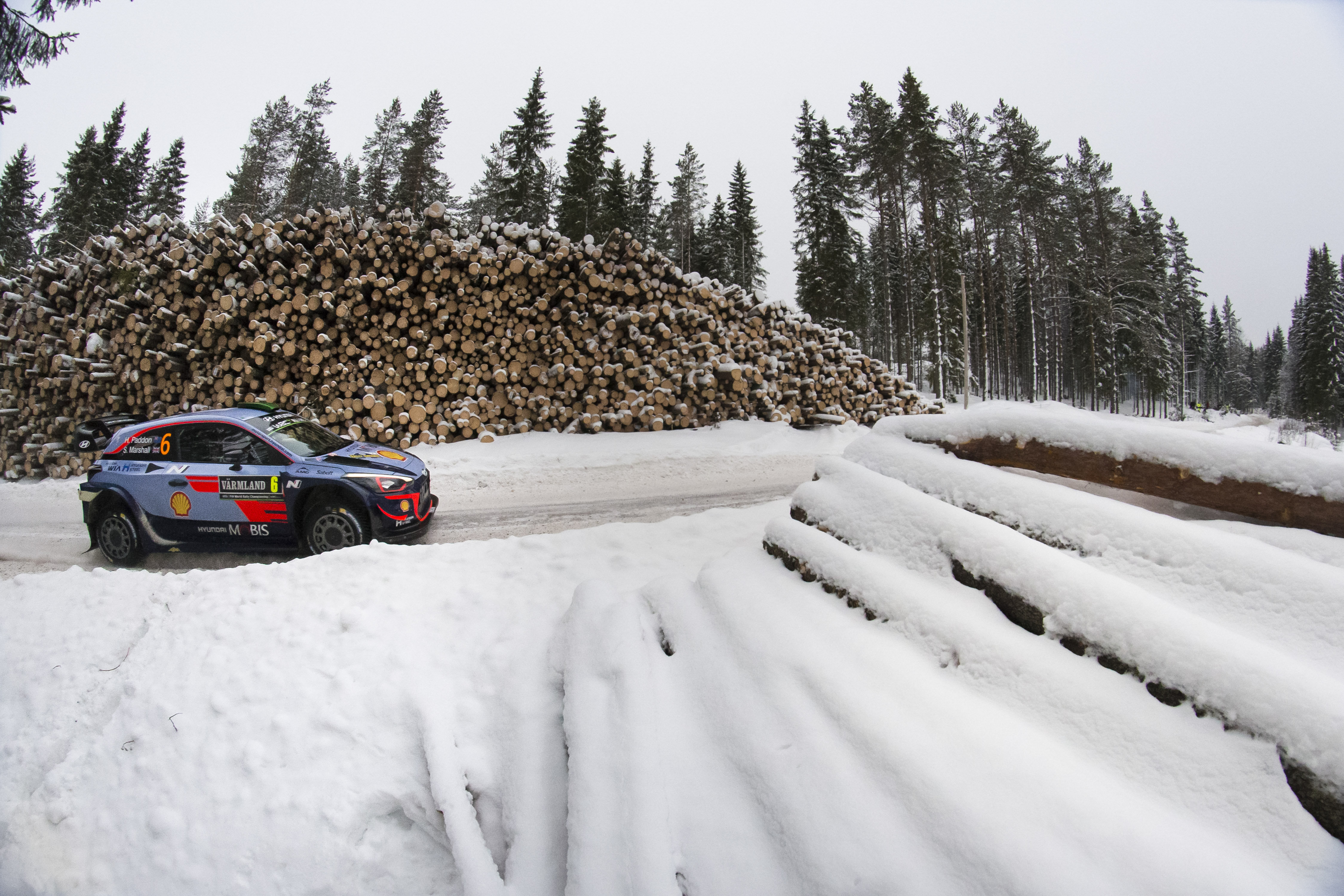 Photo of Thierry Neuville, co-driver Gilsoul of Hyundai continue to lead after Day 2: WRC Round 2