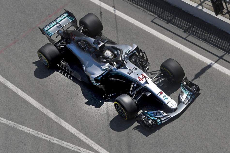 Photo of Hamilton takes over at the top: Spanish GP FP2
