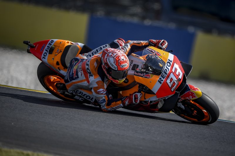 Photo of Marc Marquez equals Casey Stoner as Valentino Rossi gets back on the podium