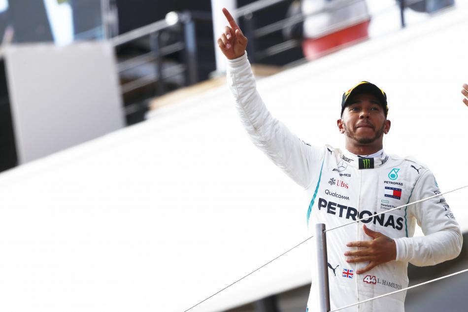 Photo of Hamilton wins French GP ahead of Verstappen; regains championship lead