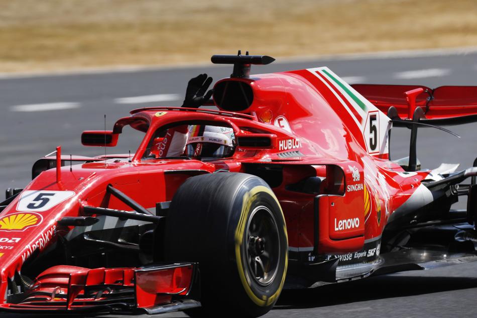 Photo of Sebastian Vettel wins; Hamilton recovers to finish second: British Grand Prix