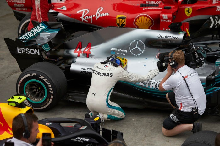 Photo of Hamilton wins as Ocon pulls Verstappen down: Brazilian GP; Mercedes win Constructors’ title