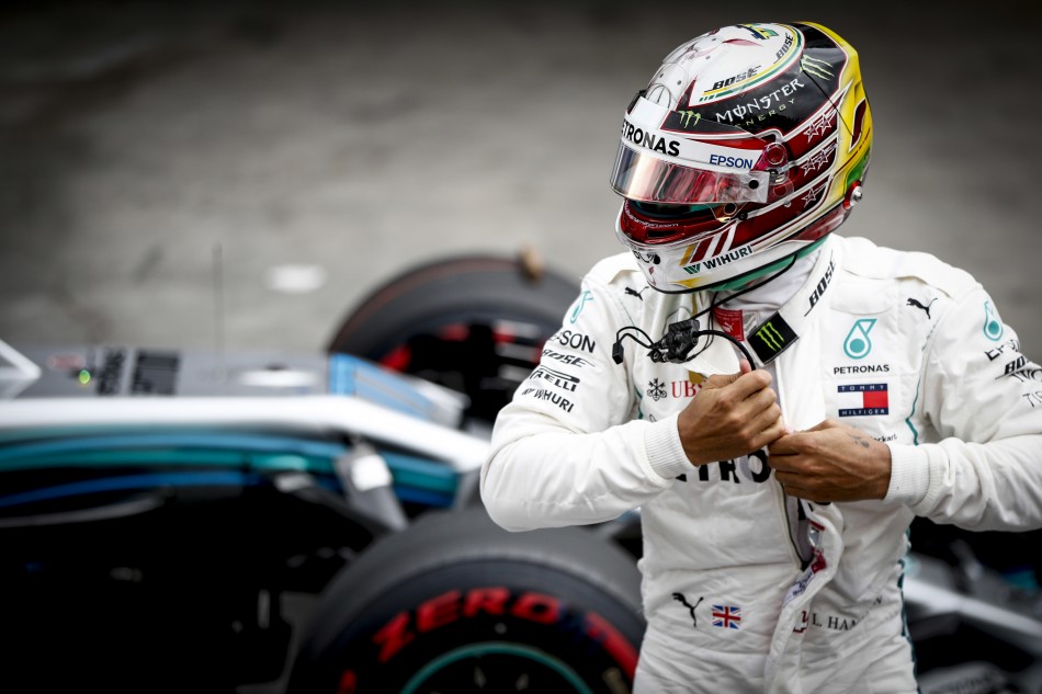 Photo of Hamilton takes pole: Brazilian GP