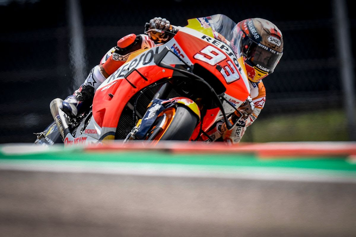Photo of Marquez on pole, Rossi in hot pursuit: can the ‘Doctor’ stop the King of COTA?