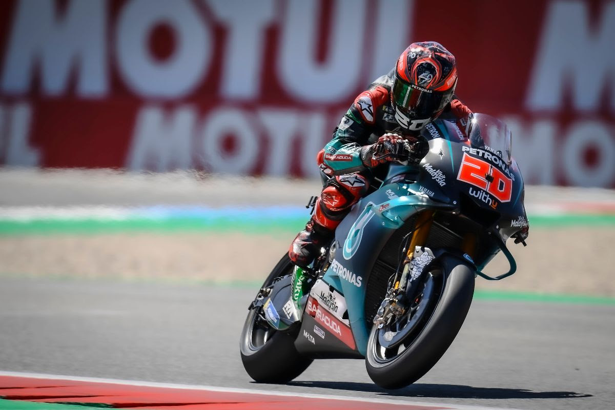 Photo of Quartararo becomes the youngest ever to take back-to-back premier class MotoGP poles: