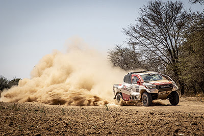 Photo of Invaluable rally-raid experience for Fernando Alonso at Lichtenburg 400