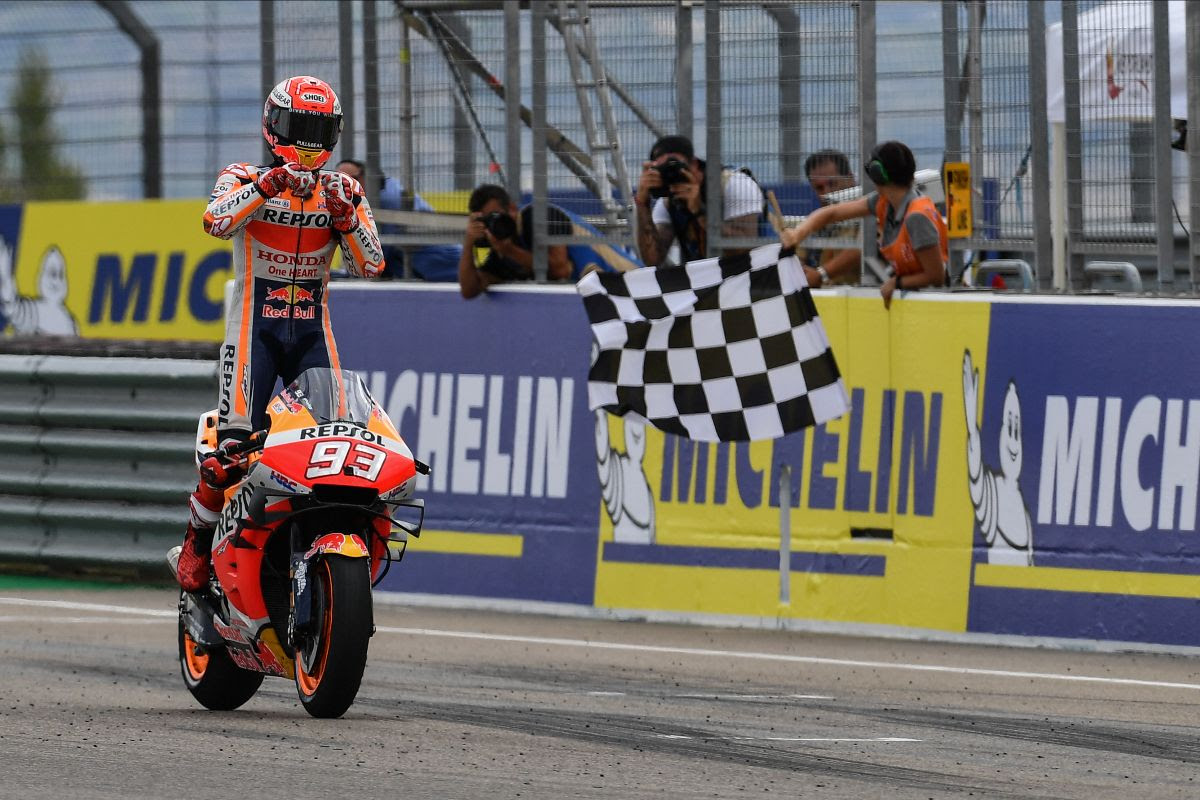 Photo of Operation domination: Marquez reigns MotorLand ahead of Dovizioso and Miller