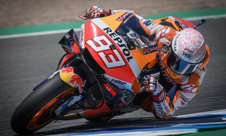 Photo of Marc Marquez to undergo surgery on broken right arm