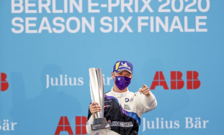Photo of Gunther holds off Frijns to take thrilling win: Formula E