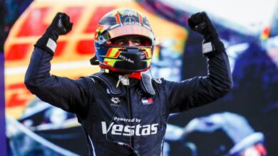 Photo of Stoffel Vandoorne wins final round of Formula E season
