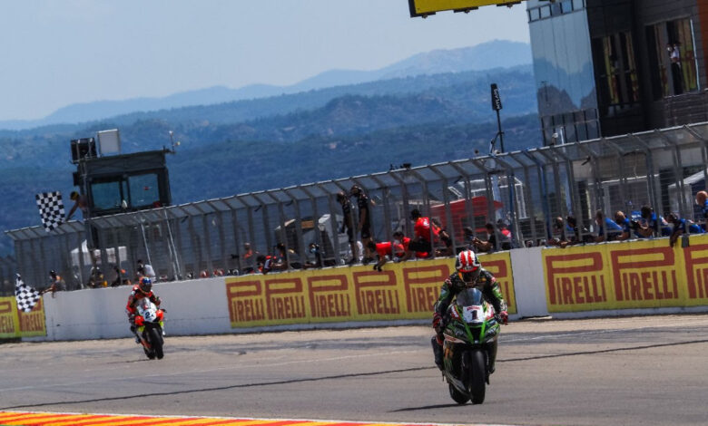 Photo of Jonathan Rea wins battle with Rinaldi to extend lead