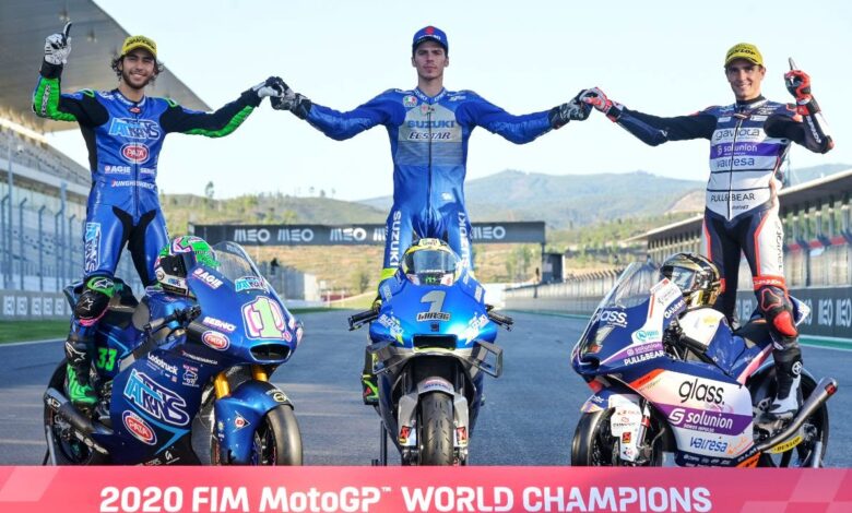 Photo of Steve Day hosts MotoGP prize giving; Champs awarded