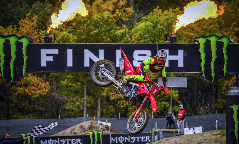 Photo of Gajser and Vialle crowned MXGP & MX2 World Champions