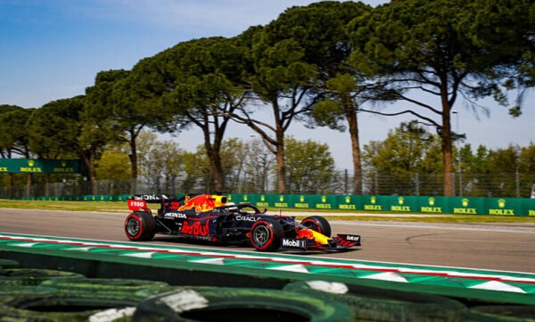 Photo of Max Verstappen tops final practice