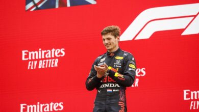 Photo of Max Verstappen wins thrilling battle with Hamilton, extends Championship lead