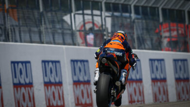 Photo of Miguel Oliveira tops timesheets on Friday