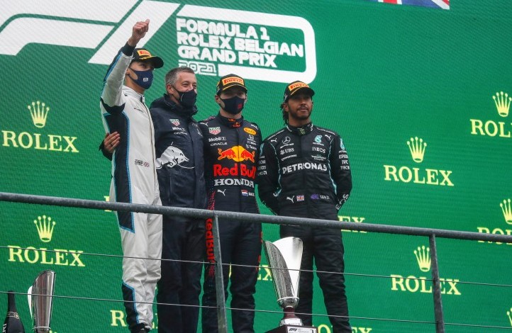 Photo of Verstappen takes 12.5 points to Hami’s 7.5 in Spa washout: F1