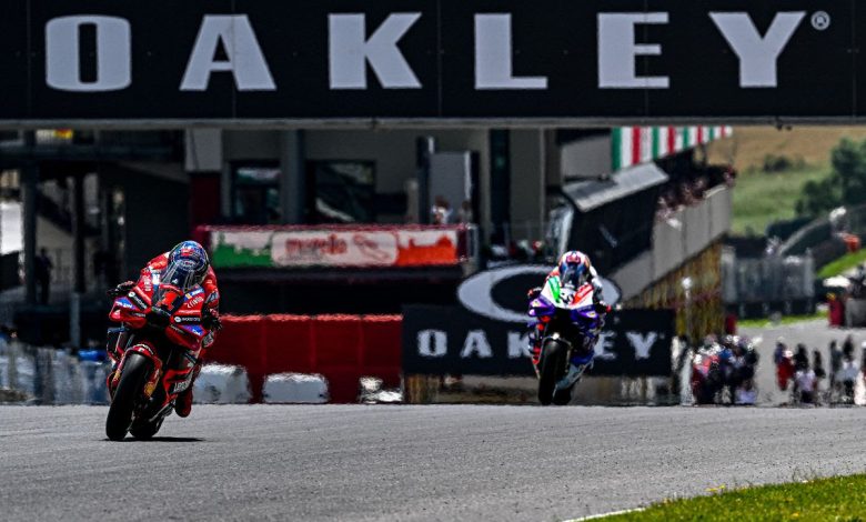 Photo of Impeccable! Bagnaia holds off Martin to make it a home turf full house: MotoGP