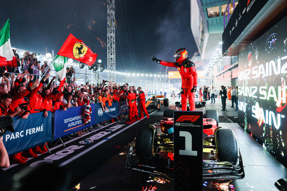 Carlos Sainz Wins, Breaks The RedBull Win Streak: Singapore Grand Prix ...