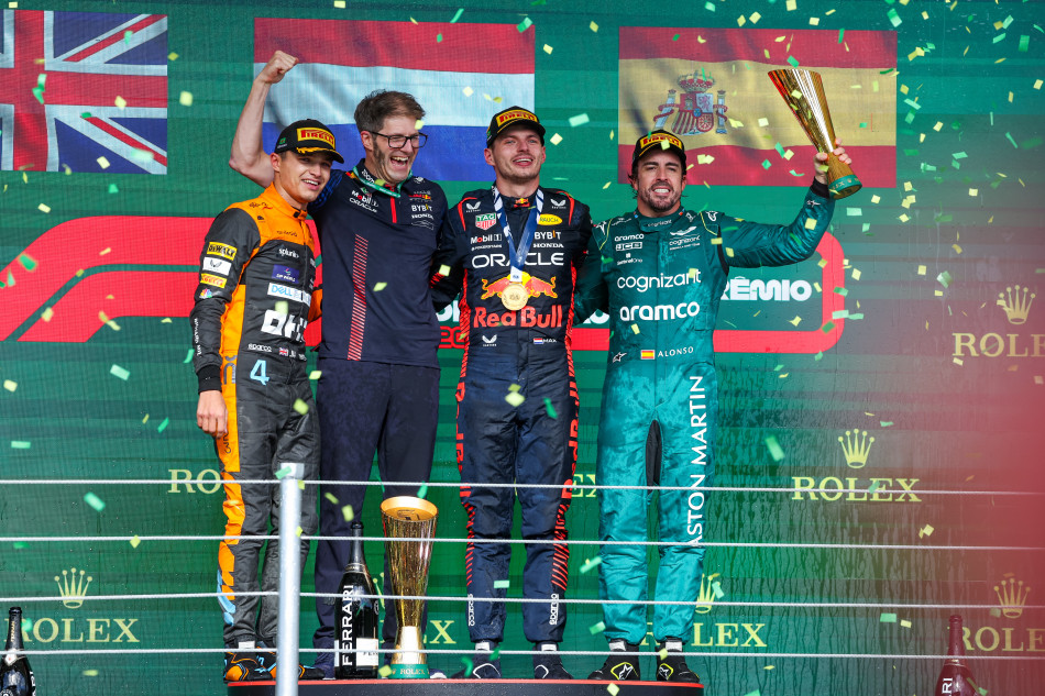 Max Verstappen Win Sao Paulo GP Ahead Of Lando Norris - INDIA In F1