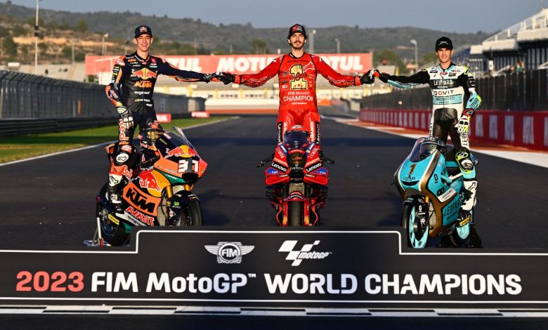 Photo of Francesco ‘Pecco’ Bagnaia crowned MotoGP 2023 champion; Martin crashes