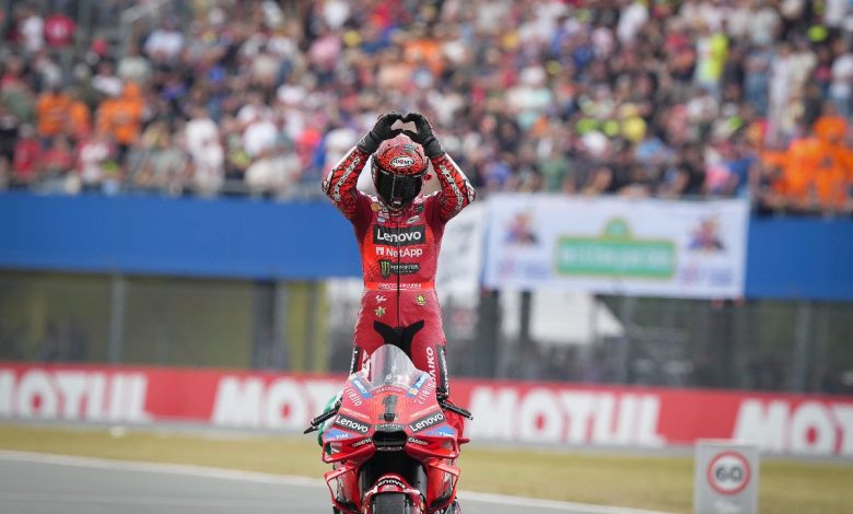 Photo of Hat-trick hero: Bagnaia retains Assen crown ahead of Martin, penalty for Marquez