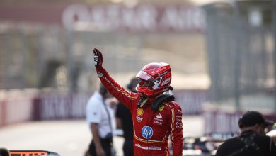 Photo of Charles Leclerc takes Baku pole ahead of Piastri: F1