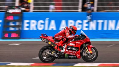 Photo of Marc Marquez slams in a 1:36 for pole, Zarco completes front row behind Alex Marquez